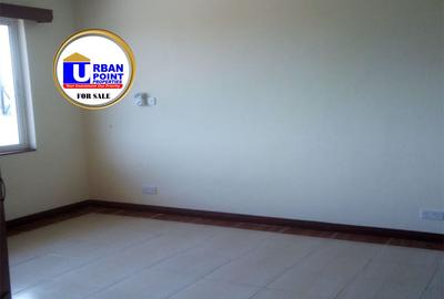 2 Bed Apartment with En Suite at Near Citymall Nyali