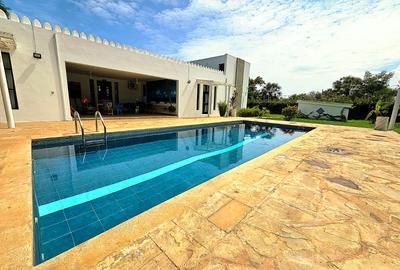 3 Bed Villa with En Suite in Diani - 4