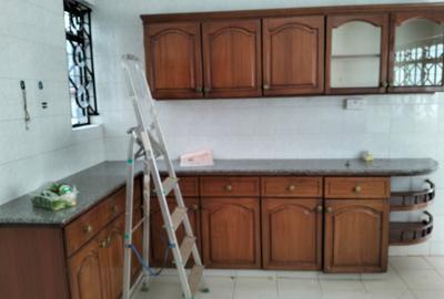 4 Bed Townhouse with En Suite in Lavington - 2