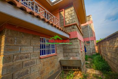 4 Bed House with En Suite at Zambezi - 3