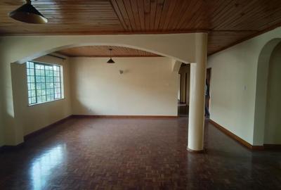 4 Bed Apartment with En Suite at Lavington - 2