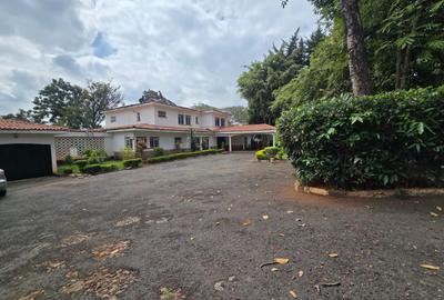4 Bed House with En Suite in Gigiri