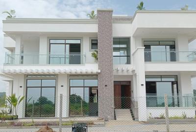 Serviced 4 Bed Apartment with En Suite at Vipingo