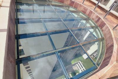 Furnished 3 Bed Apartment with En Suite in Riverside