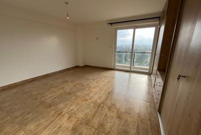 4 Bed Apartment with En Suite at General Mathenge