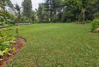 5 Bed House with En Suite in Muthaiga