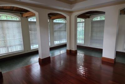 4 Bed House with En Suite in Kitisuru - 4