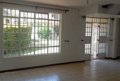 4 Bed Villa with En Suite in Westlands Area - 3