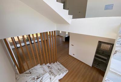 5 Bed Villa with En Suite at Lavington - 4