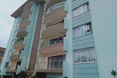 3 Bed Apartment with En Suite at Rhapta Road