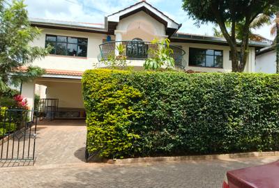 4 Bed Townhouse with En Suite at Brookside