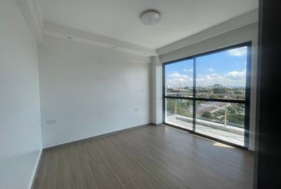 2 Bed Apartment with En Suite in Riverside