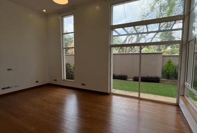 4 Bed Townhouse with En Suite in Lavington - 3