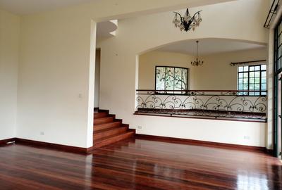 5 Bed Townhouse with En Suite in Lower Kabete