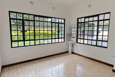 3 Bed House with En Suite in Karen - 2