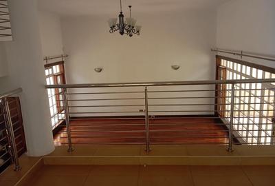 4 Bed House with En Suite at Kyuna