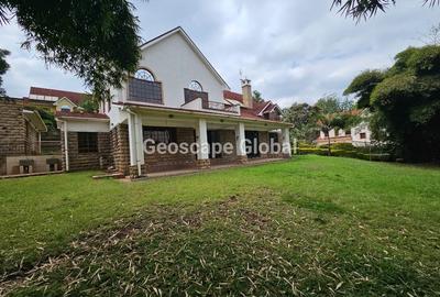 4 Bed House with En Suite in Rosslyn - 3