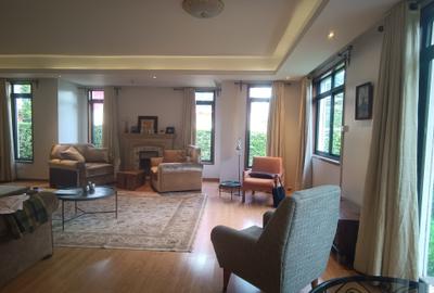 4 Bed Townhouse with En Suite at Lavington