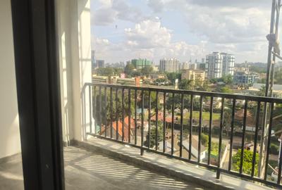 Serviced 2 Bed Apartment with En Suite at Brookside