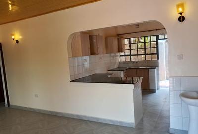 3 Bed House with En Suite in Kenyatta Road - 3