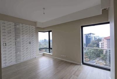 2 Bed Apartment with En Suite in Riverside