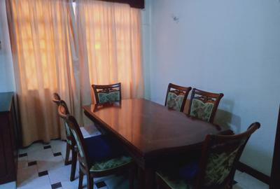 3 Bed Apartment with En Suite at Brookside Area - 4