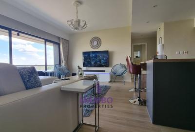 Serviced 2 Bed Apartment with En Suite at Riverside Dr