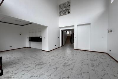 4 Bed Townhouse with En Suite in Kiambu Road