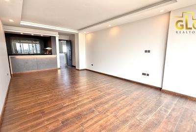 3 Bed Apartment with En Suite in Brookside