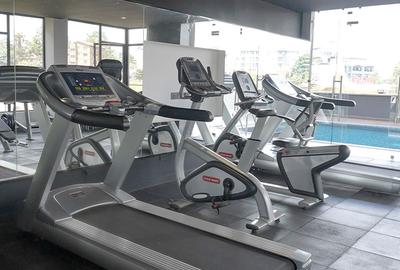 Furnished 3 Bed Apartment with En Suite in Brookside - 2