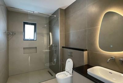 4 Bed Townhouse with En Suite at Langata - 3