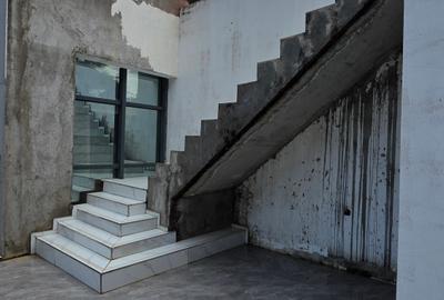 5 Bed Villa with En Suite at Chalbi - 4