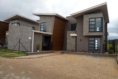 4 Bed Townhouse with En Suite at Tilisi