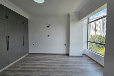 Serviced 4 Bed Apartment with En Suite at Othaya Road - 3