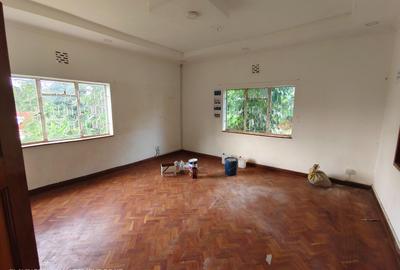 Office with Fibre Internet at Lavington Green