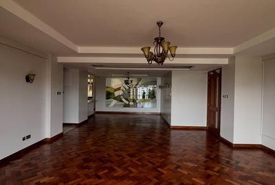 4 Bed Apartment with En Suite at Riverside Drive