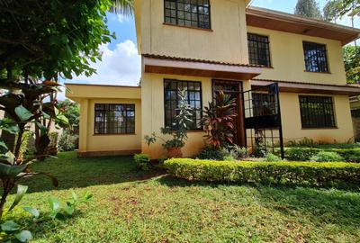 3 Bed Townhouse with En Suite at Lavington