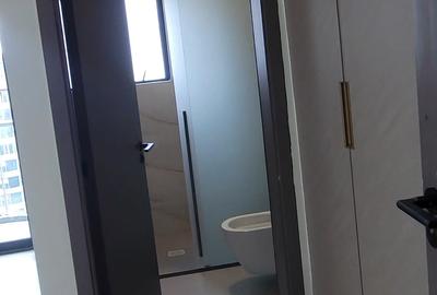 Serviced 3 Bed Apartment with En Suite at 6Th Avenue - 3
