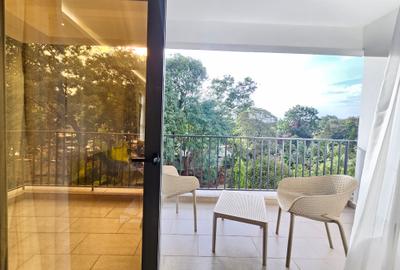 Serviced 2 Bed Apartment with En Suite in Spring Valley