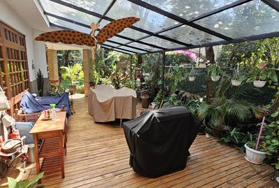 5 Bed House with En Suite in Loresho
