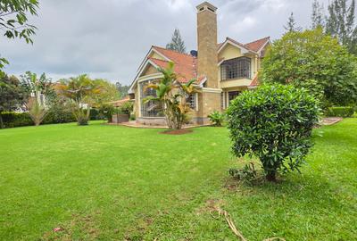 5 Bed Townhouse with En Suite at Karen Miotoni - 2