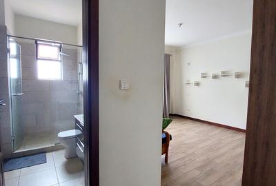3 Bed Apartment with En Suite at City Park