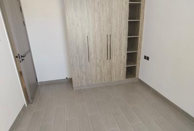 2 Bed Apartment with Gym in Kilimani - 4