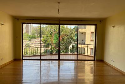 3 Bed Apartment with En Suite in Lavington