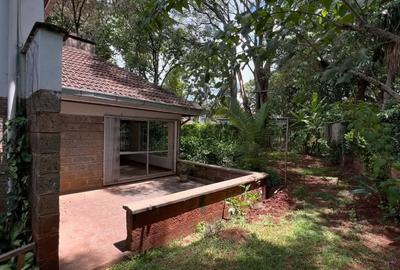 4 Bed Townhouse with En Suite at James Gichuru - 2