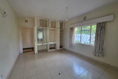 3 Bed Apartment with Parking in Spring Valley - 3