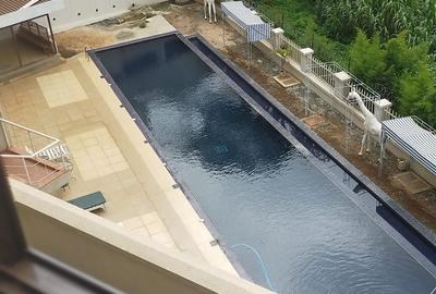 3 Bed Apartment with En Suite in Riverside - 4