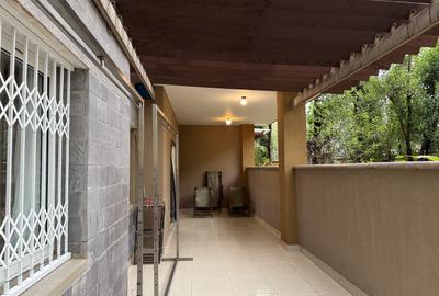 Furnished 3 Bed Apartment with En Suite in Kileleshwa