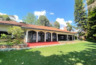 6 Bed House with En Suite in Westlands Area