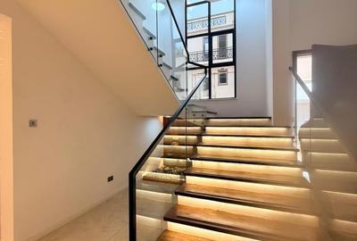 5 Bed Villa with En Suite at Lavington - 2